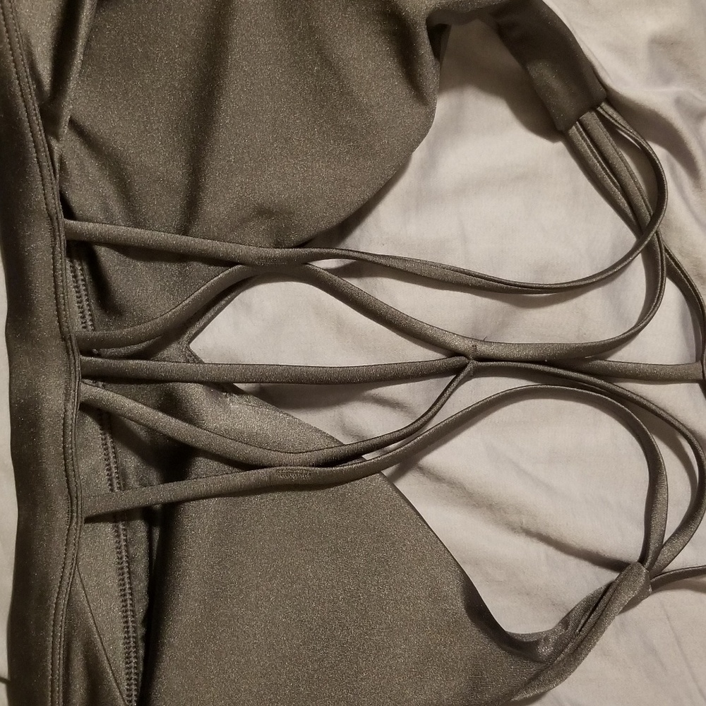 Bralette - Picture 2 of 4